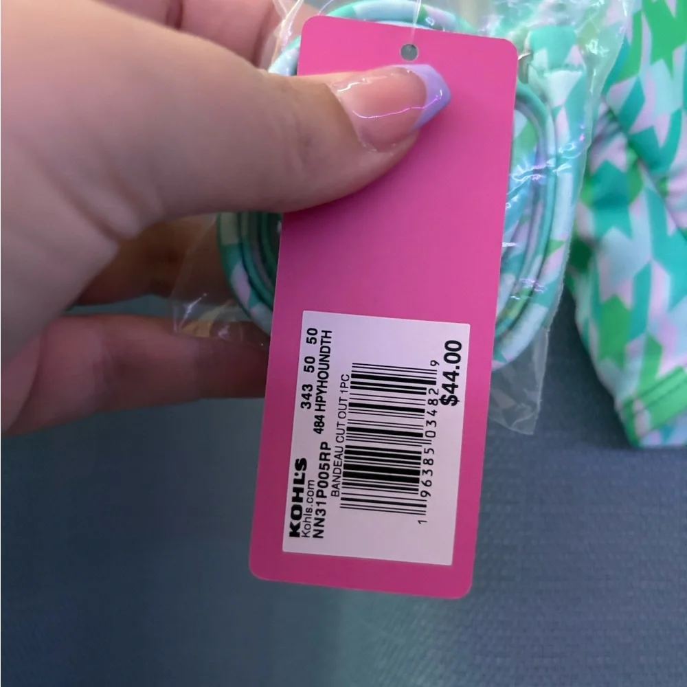 Bathing suit - Picture 3 of 3